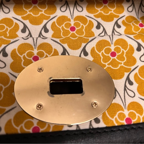 Emma Fox Leather Purse With Shoulder Strap - Picture 11 of 14